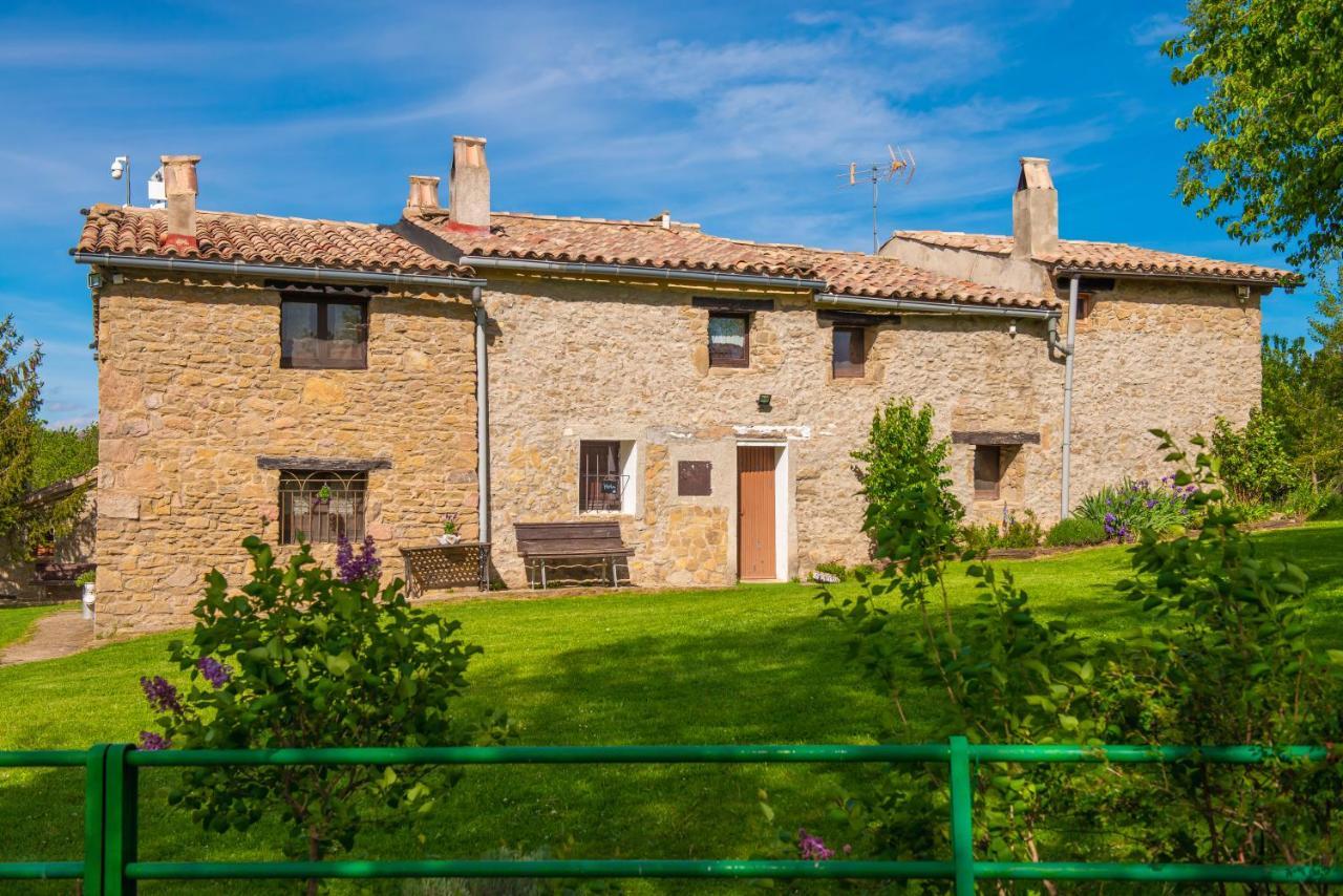 Complex Rural Can Caubet Berga Exteriér fotografie